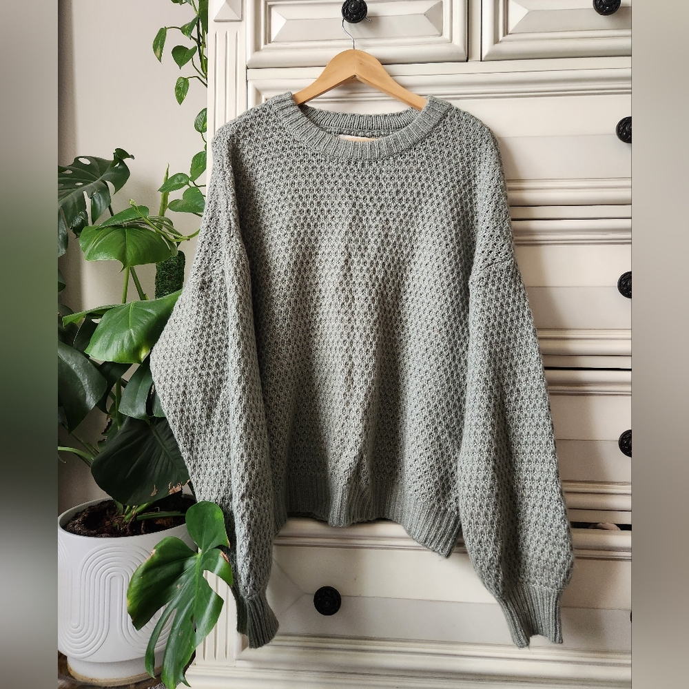 Abercrombie Cozy Knit Crew Sweater